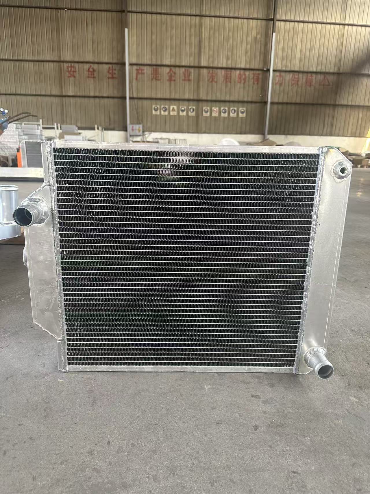 All-aluminum radiator in Beichen Machinery factory workshop