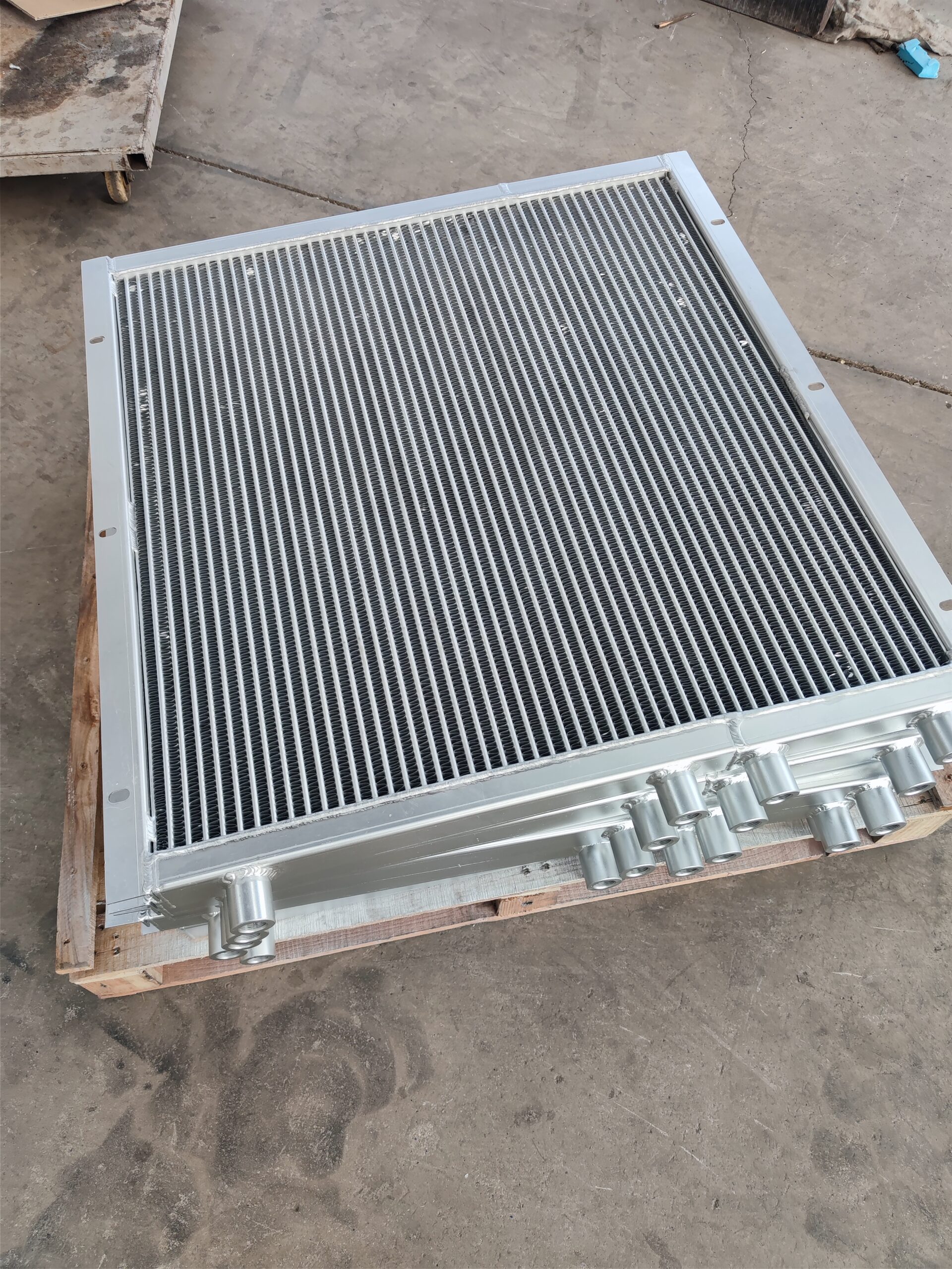 All-aluminum radiator outdoor photo